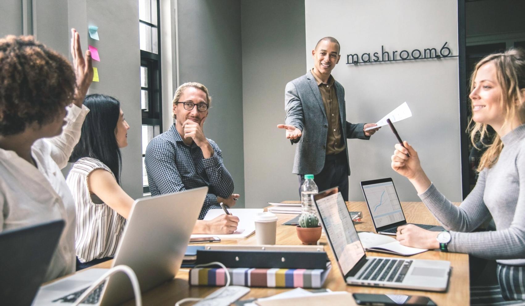 Sesión de mentoría financiera empresarial personalizada